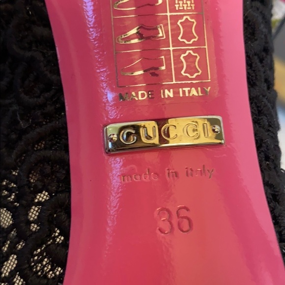 Gucci Virginia Black Lace Mary Jane Pump - Picture 9 of 16